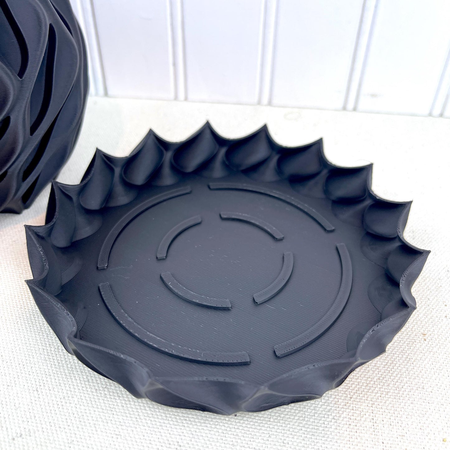 Twisted Planter Pot, Small Indoor Flower Pot