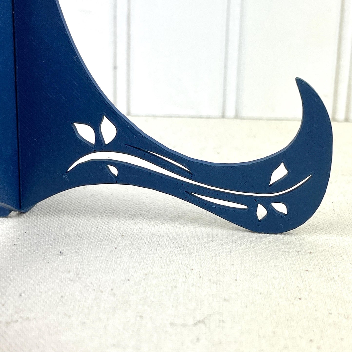 Small Easel, Small Sign Display, Interlocking Easel, 2 Piece Interlocking Display
