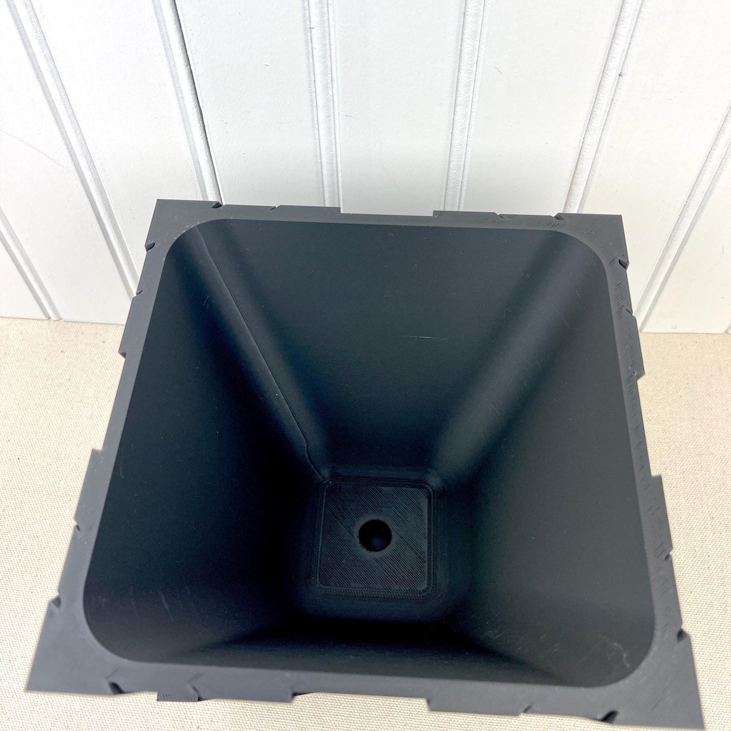 Uplink Planter, Indoor Flower Pot